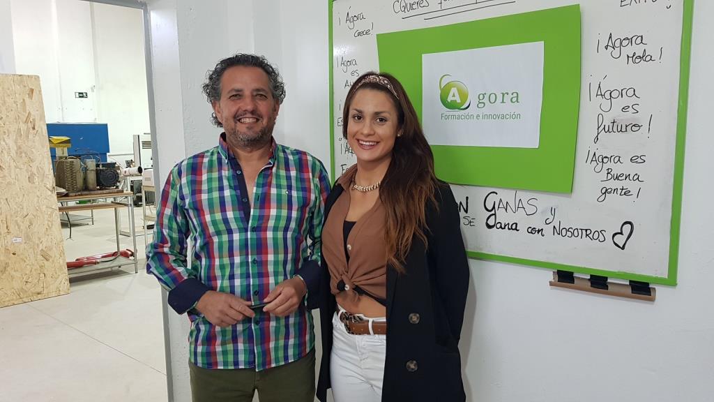 director de ágora Fran López y la administrativo María Molina